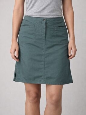 MEC Mountain Equipment Company Grey Technical Hiking Skirt Slim Fit Gorpcore 8